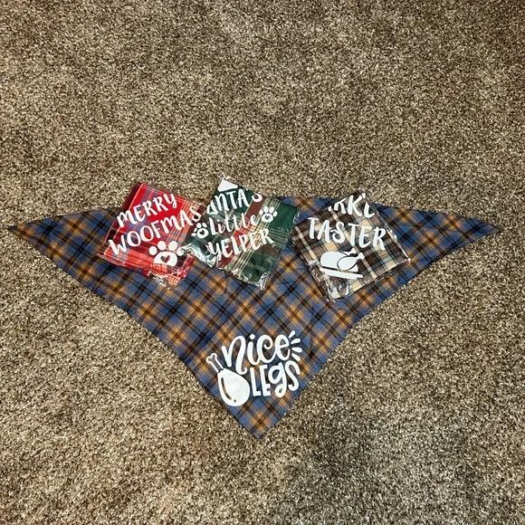 2 Thanksgiving & 2 Christmas Bandana for Dogs NEW - Picture 5 of 5